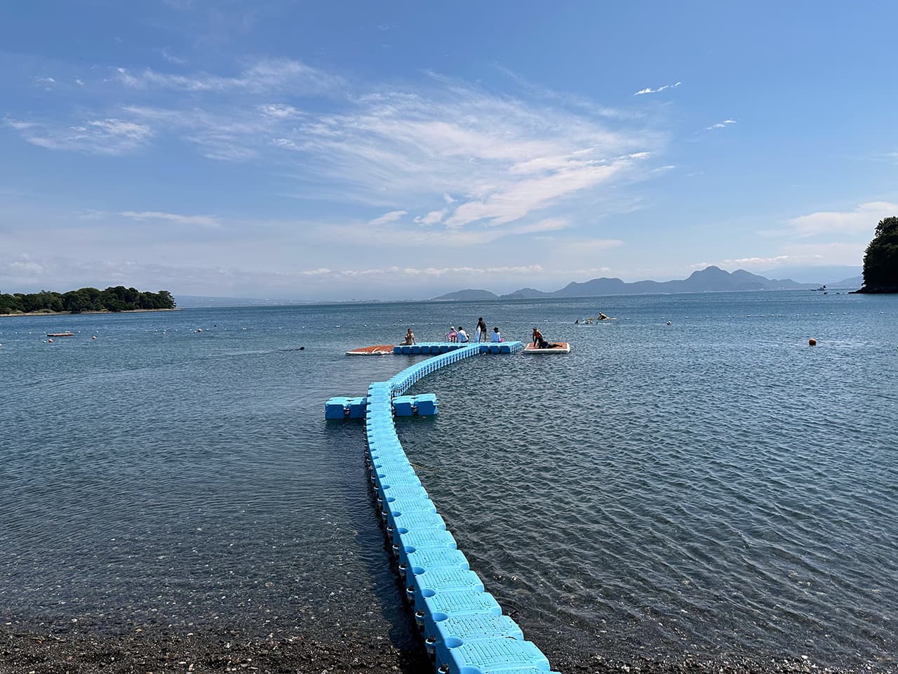 大瀬海水浴場・海上アスレチック